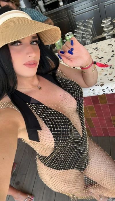 Vanessa Nakary