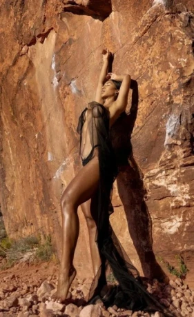 Ginnna G