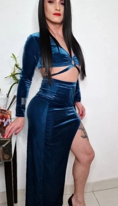 Veronica Ts