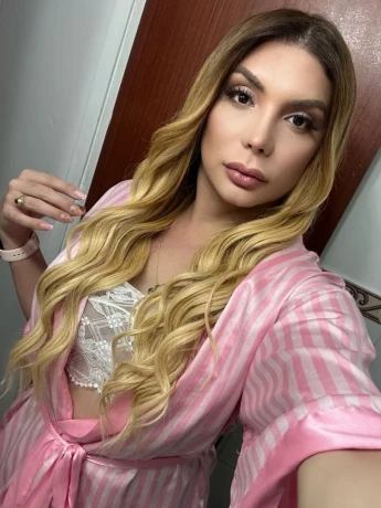 Valentina Smith