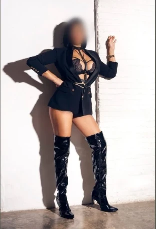 Tantric Masseuse