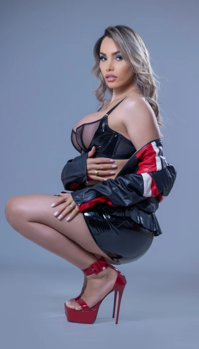 Paola Lopez