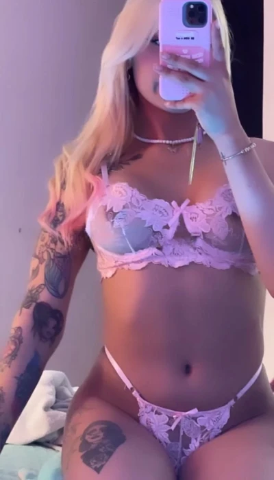 Violet Navarro