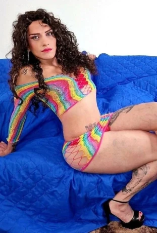 Veronica Ts