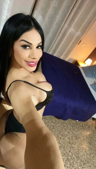 Alexandra Hernandez