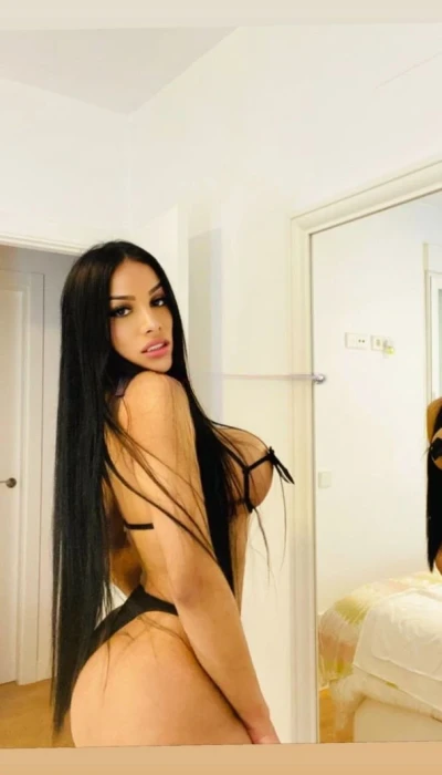 Alexandra Hernandez
